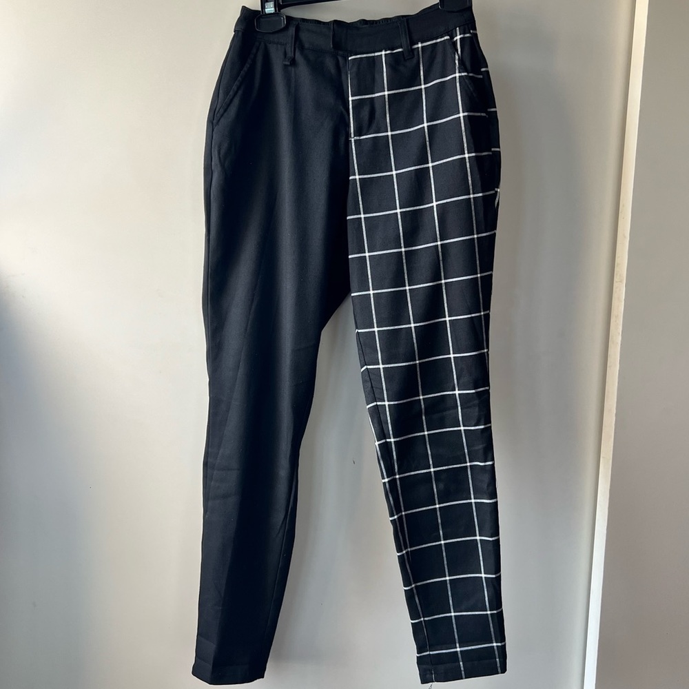 Hot Topic Split Plaid Trouser size 5